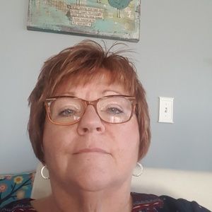 Meet your Posher, Beverly